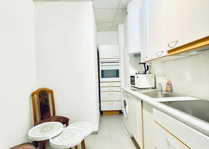 Affordable 3bedroom In Quiet Neighborhood Apartman